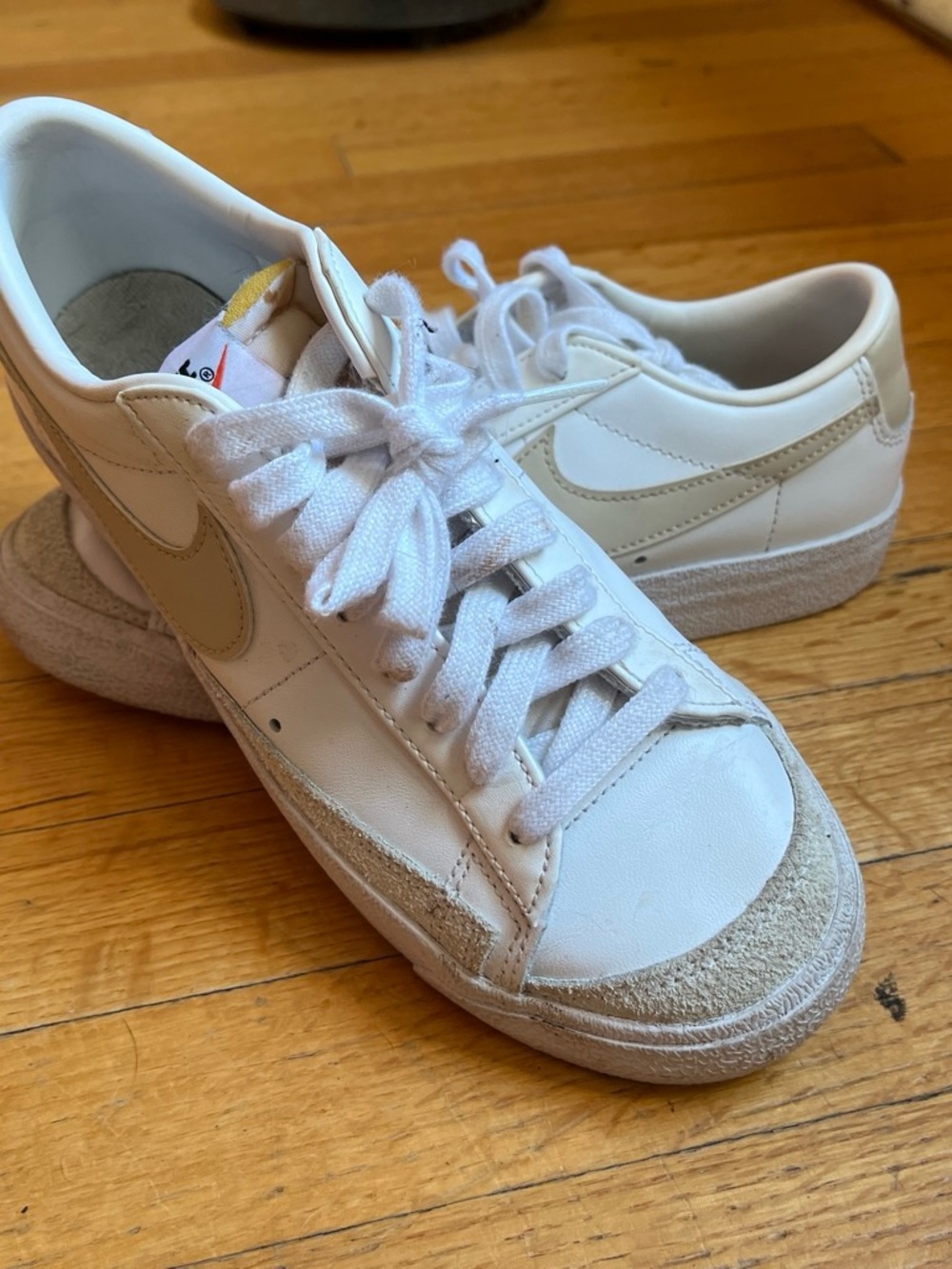 Nike Women's Blazer Low ‘77